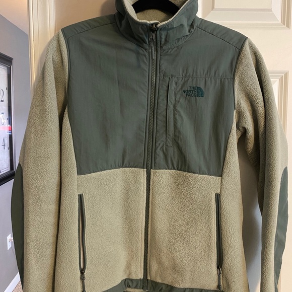 North Face Denali Womans Jacket, SM - Picture 3 of 6